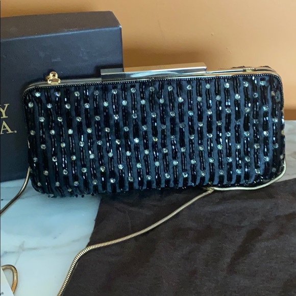 BADGLEY MISCHKA Crystal Evening Jeweled Clutch NWT - Picture 3 of 8